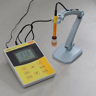 pH400标准型台式pH计图片