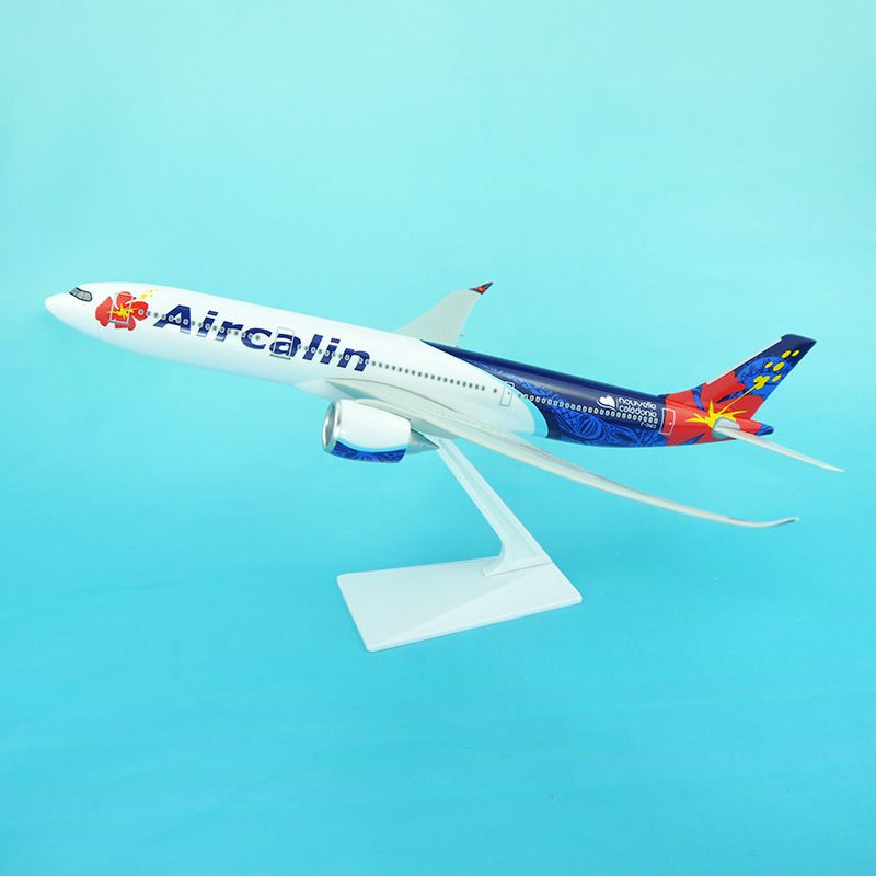 Aircalin A330-900neo 32cm 塑料飞机模型图片