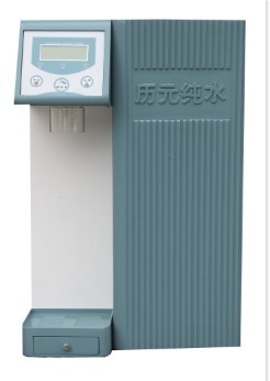 UPW-30S 超纯水器图片