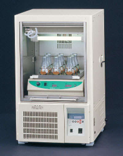 振荡器用低温恒温箱图片
