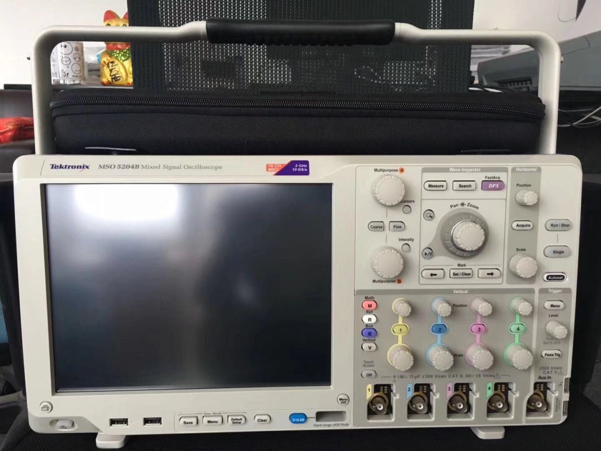 Tektronix泰克MSO5204示波器图片