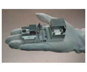 Hysitron PI-85型纳米压痕仪(SEM）图片