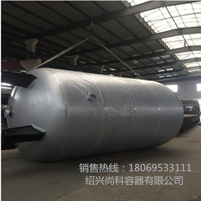 空气能热泵承压储热水罐图片