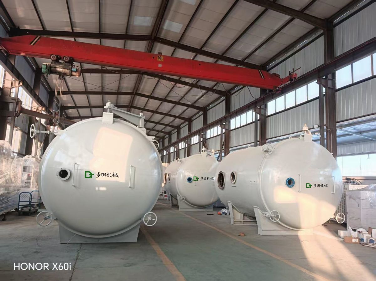 4.5立方木材干燥罐图片