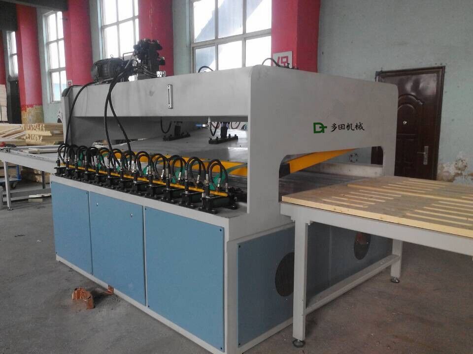 高频拼板机图片