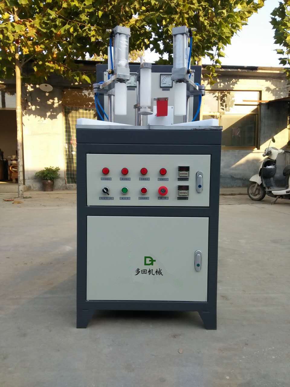 单角粘接机图片