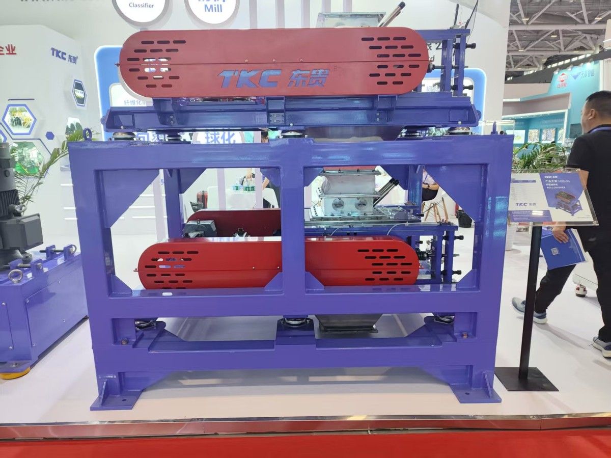 TDG230×300对辊机图片
