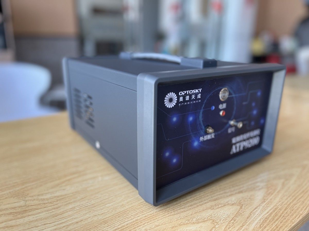 ATP9200宽波段光纤光谱仪阵列图片