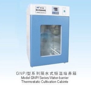 GNP型隔水式培养箱图片